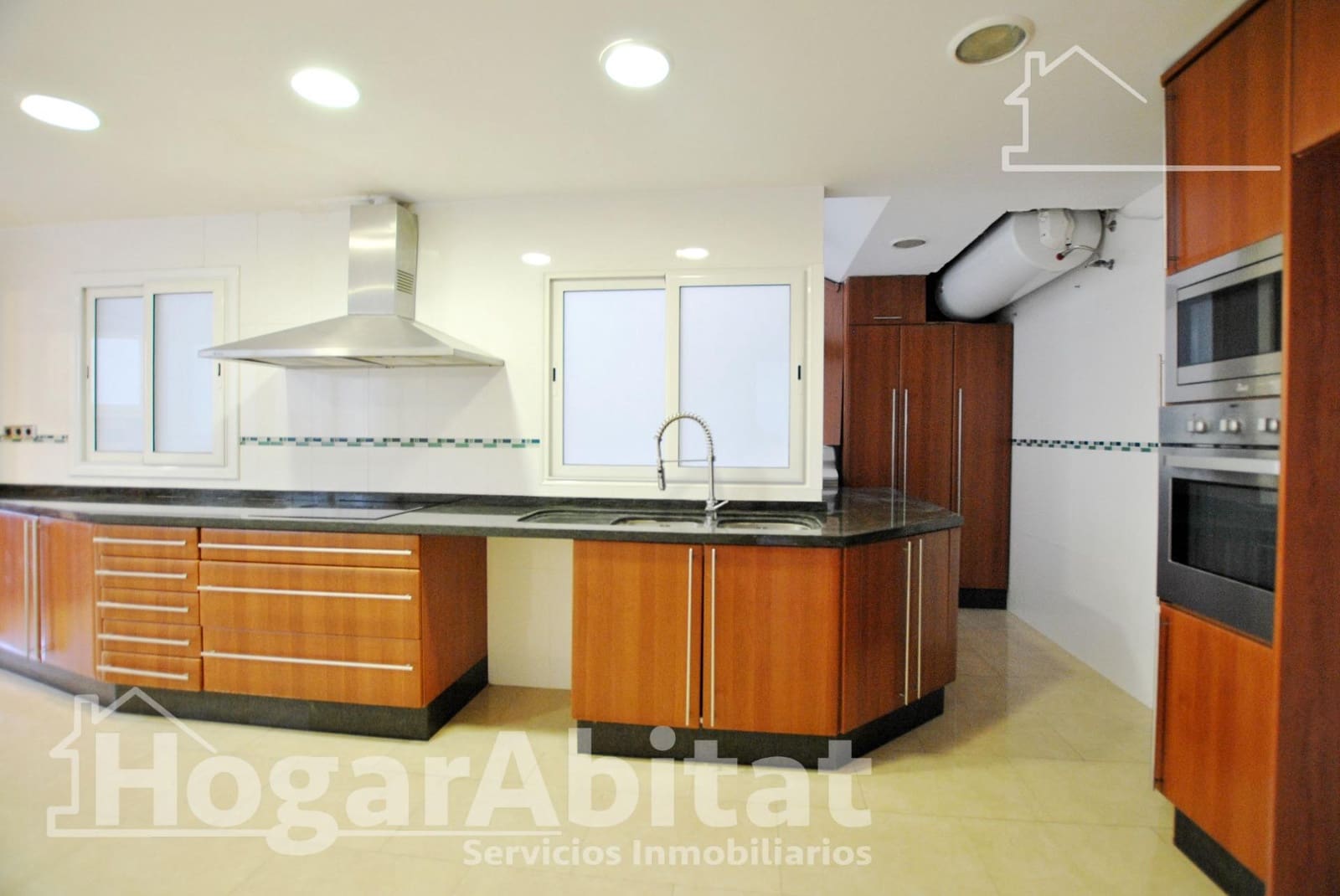 Piso de 4 habitaciones en Gandia en venta - 238.000 € (Ref: 9997157)