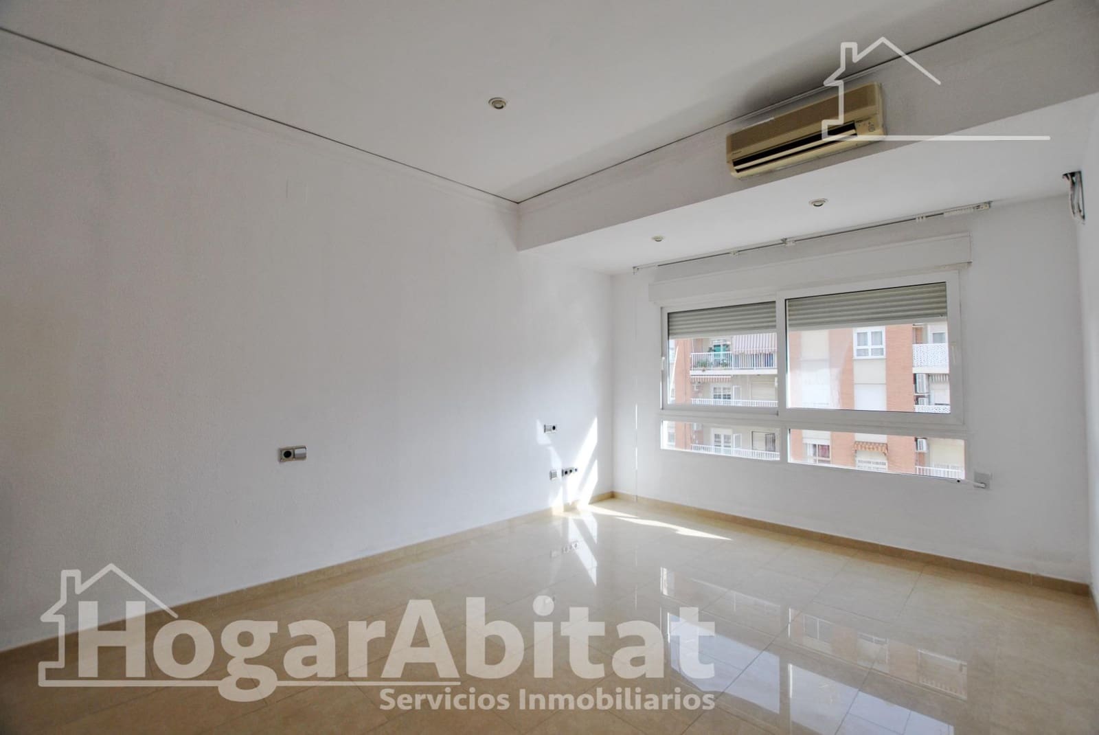 Piso de 4 habitaciones en Gandia en venta - 238.000 € (Ref: 9997157)