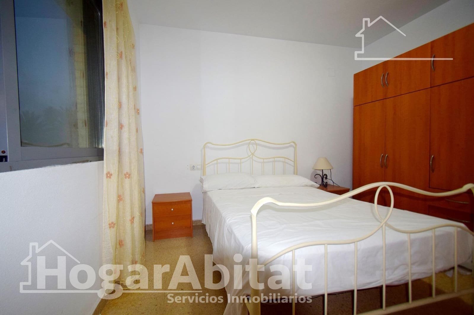 2 bedroom Flat for sale in Sagunto / Sagunt with garage - € 300,000 (Ref: 9997158)