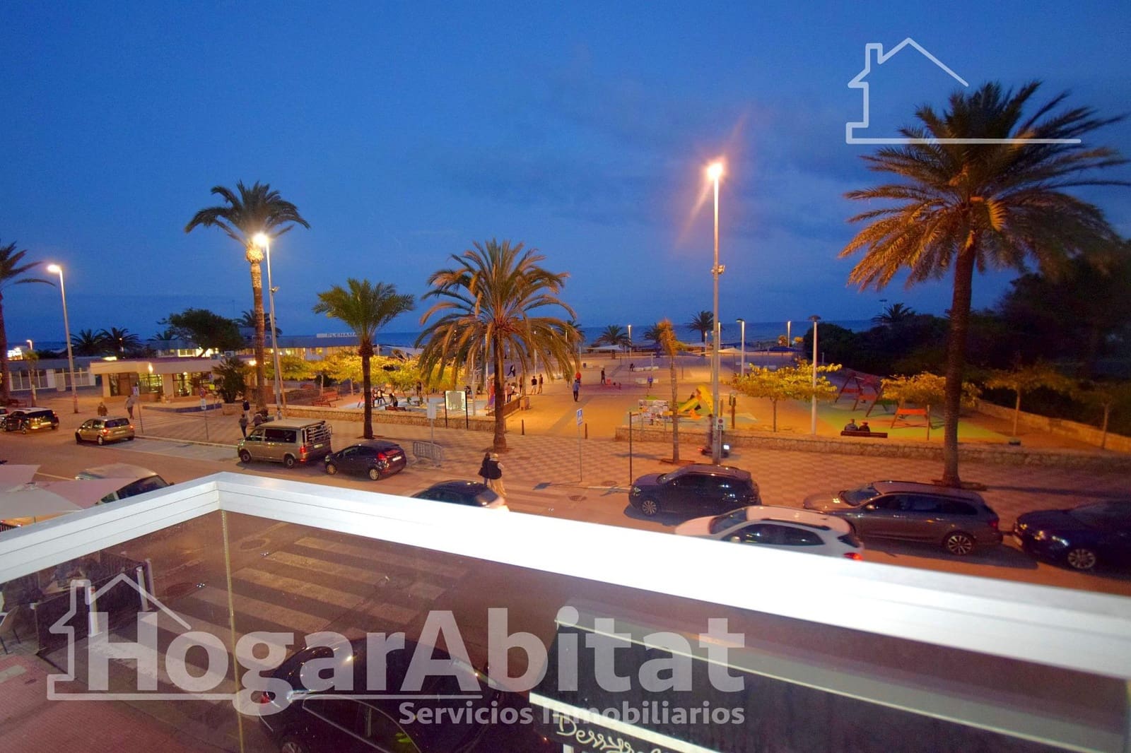 2 bedroom Flat for sale in Sagunto / Sagunt with garage - € 300,000 (Ref: 9997158)