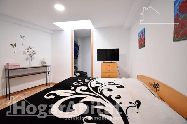 6 soveværelse Lejlighed til salg i Gandia - € 209.900 (Ref: 9997160)