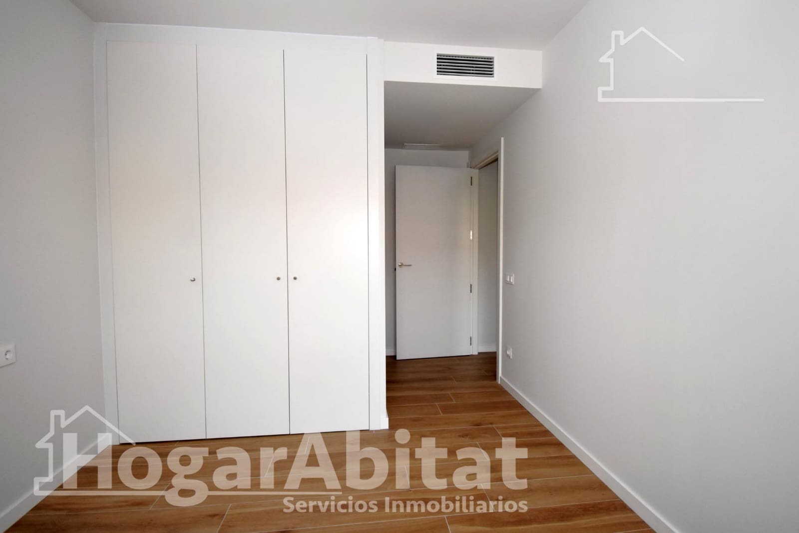 2 makuuhuone Asunto myytävänä paikassa Quart de Poblet mukana uima-altaan 
autotalli - 310 000 € (Ref: 9997161)