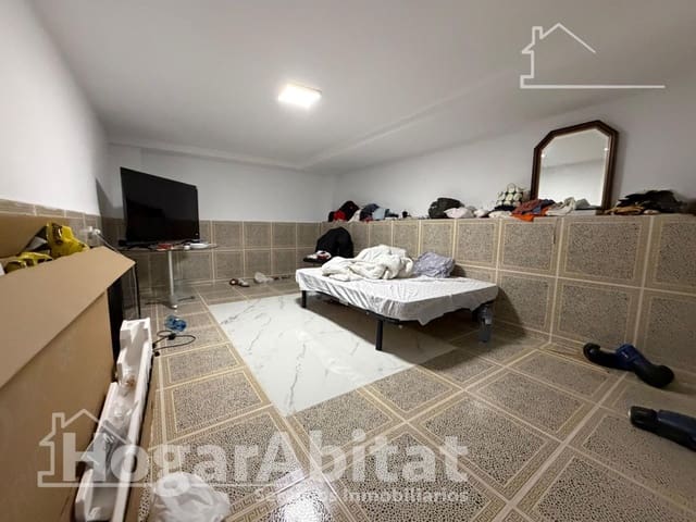 4 bedroom Commercial for sale in Sagunto / Sagunt - € 125,000 (Ref: 9997162)