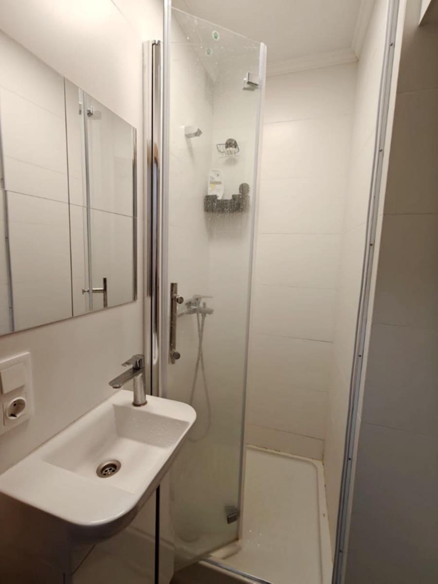 5 makuuhuone Asunto myytävänä paikassa Valencia kaupunki - 225 000 € (Ref: 9997168)