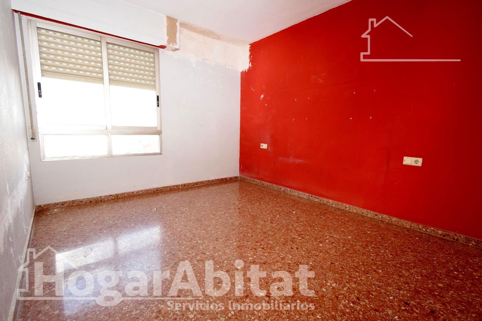 3 bedroom Flat for sale in Valencia city with garage - € 280,000 (Ref: 9997169)