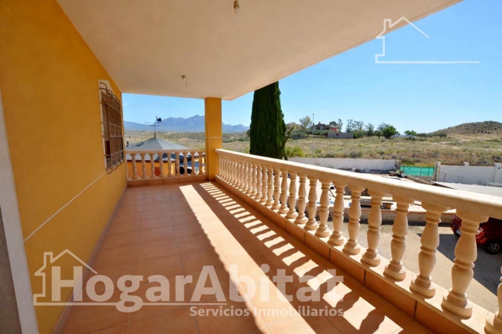 8 sypialnia Willa na sprzedaż w Muchamiel / Mutxamel z basenem garażem - 470 000 € (Ref: 9997170)