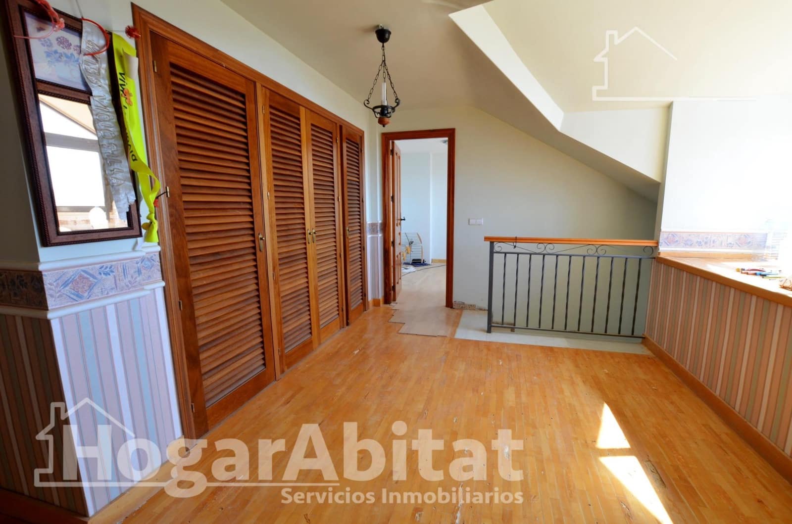8 sypialnia Willa na sprzedaż w Muchamiel / Mutxamel z basenem garażem - 470 000 € (Ref: 9997170)