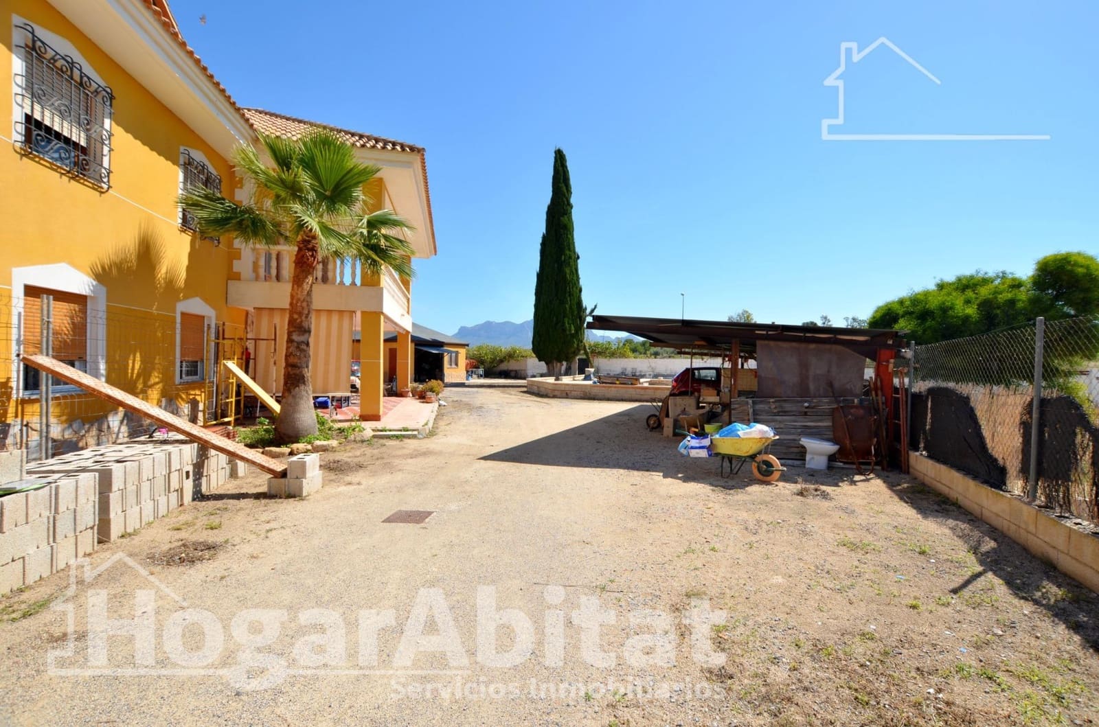 8 sypialnia Willa na sprzedaż w Muchamiel / Mutxamel z basenem garażem - 470 000 € (Ref: 9997170)