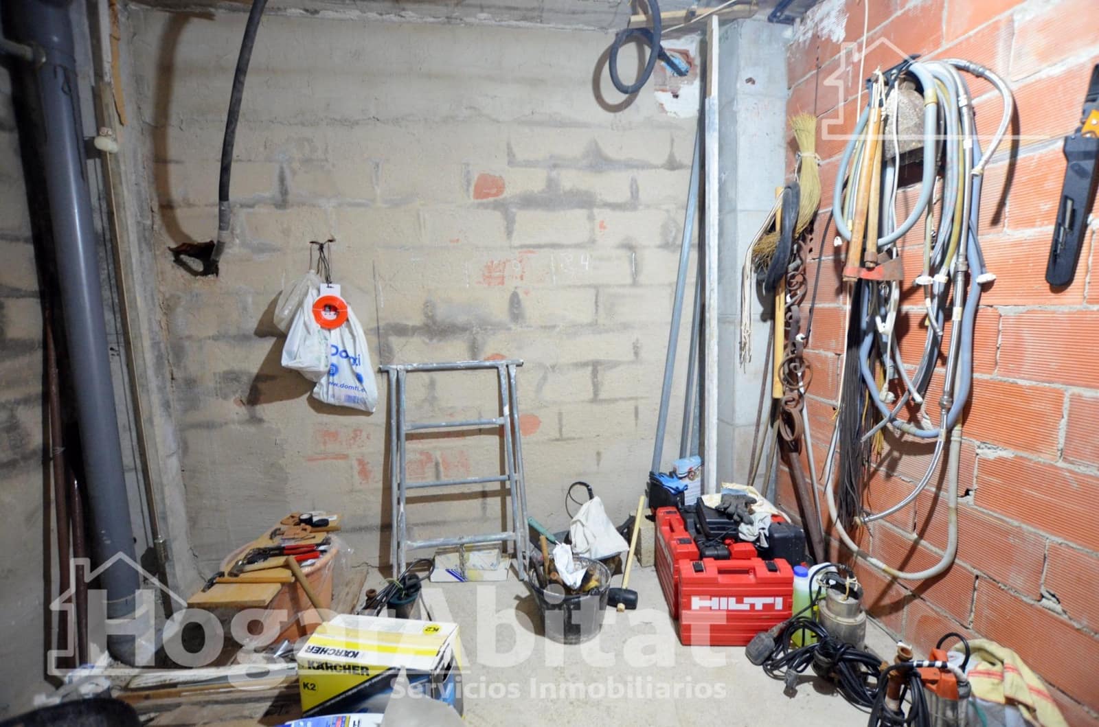 8 sypialnia Willa na sprzedaż w Muchamiel / Mutxamel z basenem garażem - 470 000 € (Ref: 9997170)