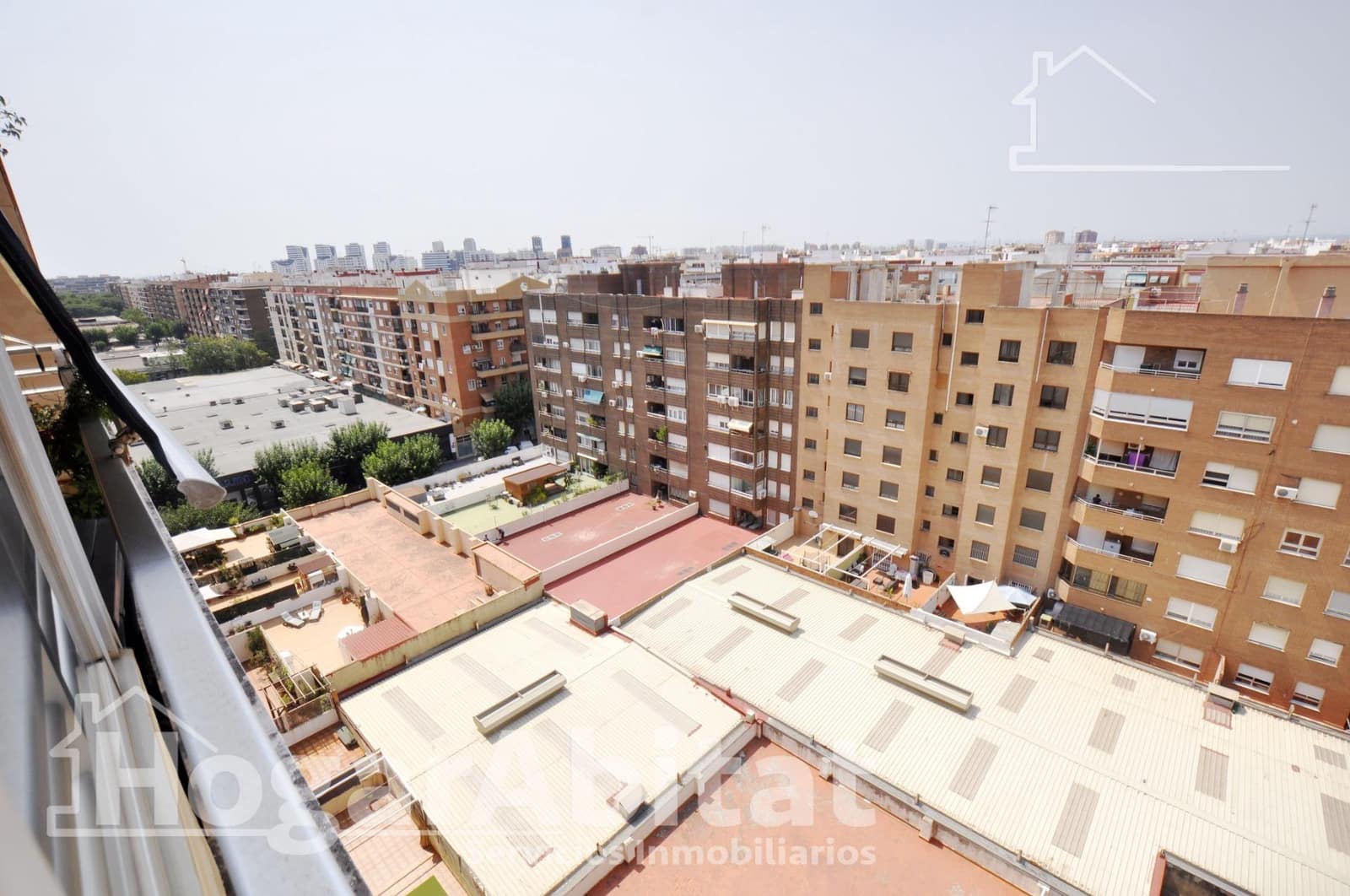 4 slaapkamer Flat te koop in Valencia stad - € 385.000 (Ref: 9997174)