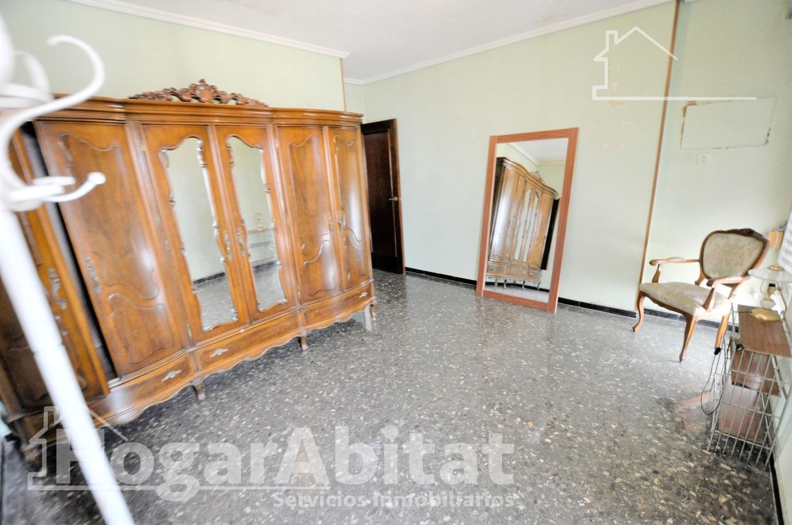 4 slaapkamer Flat te koop in Valencia stad - € 385.000 (Ref: 9997174)