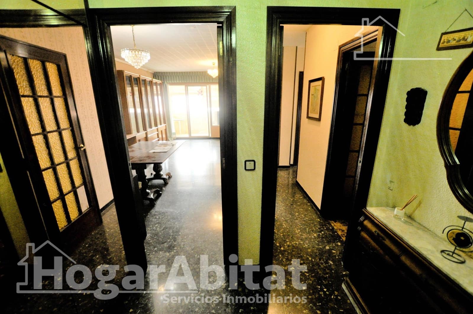 4 slaapkamer Flat te koop in Valencia stad - € 385.000 (Ref: 9997174)