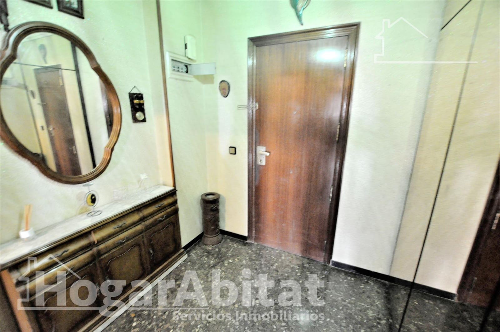 4 slaapkamer Flat te koop in Valencia stad - € 385.000 (Ref: 9997174)