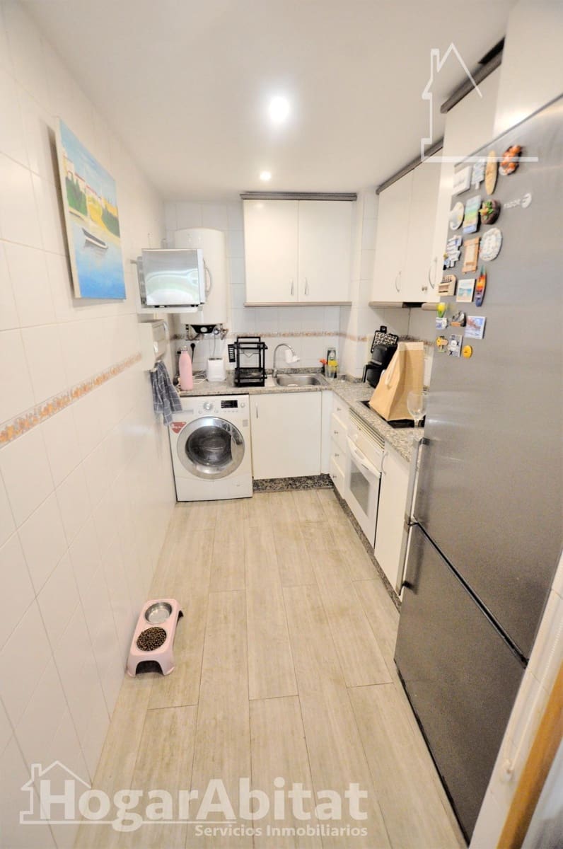 2 slaapkamer Flat te koop in Valencia stad - € 340.000 (Ref: 9997175)
