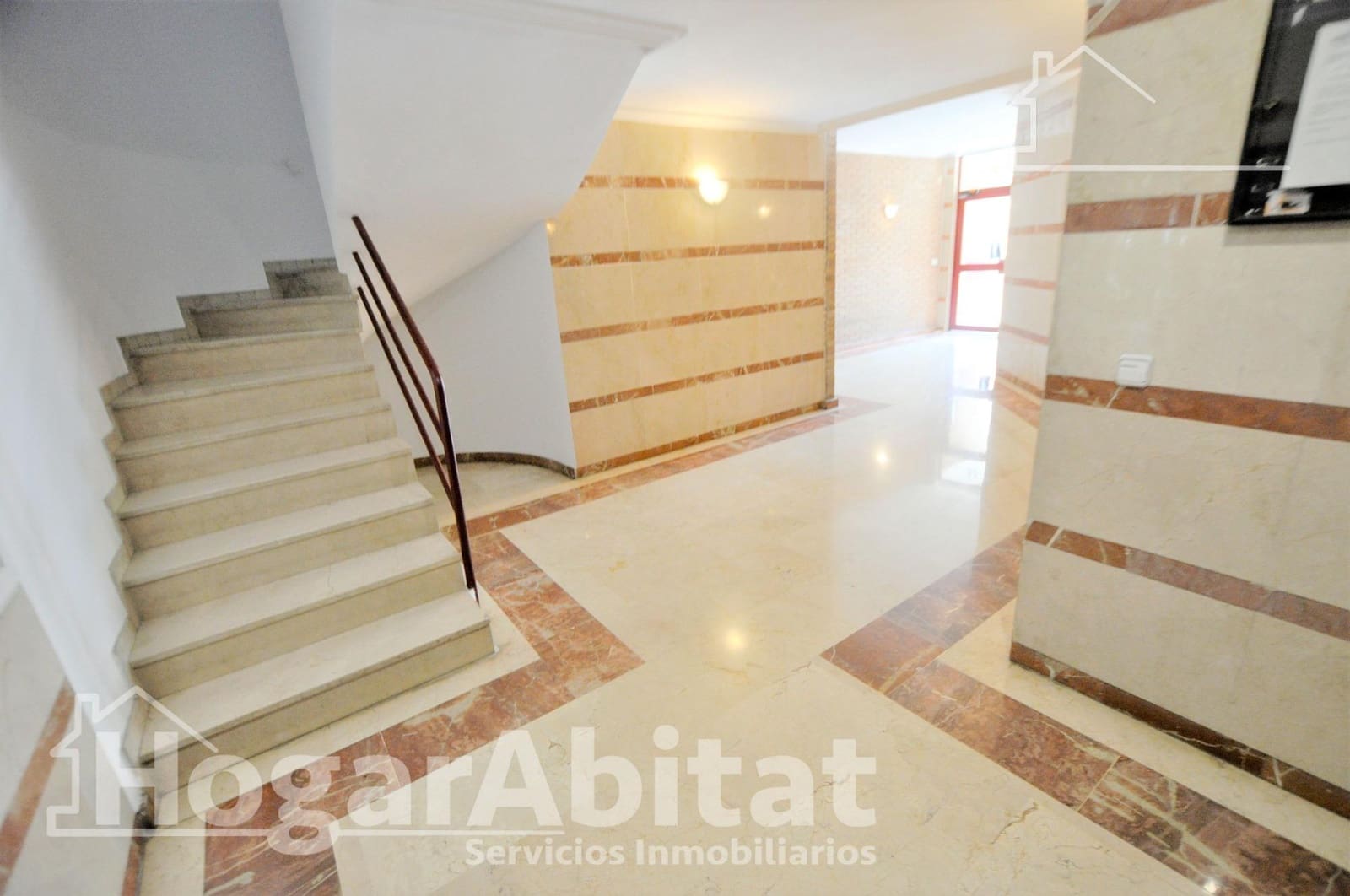 2 slaapkamer Flat te koop in Valencia stad - € 340.000 (Ref: 9997175)
