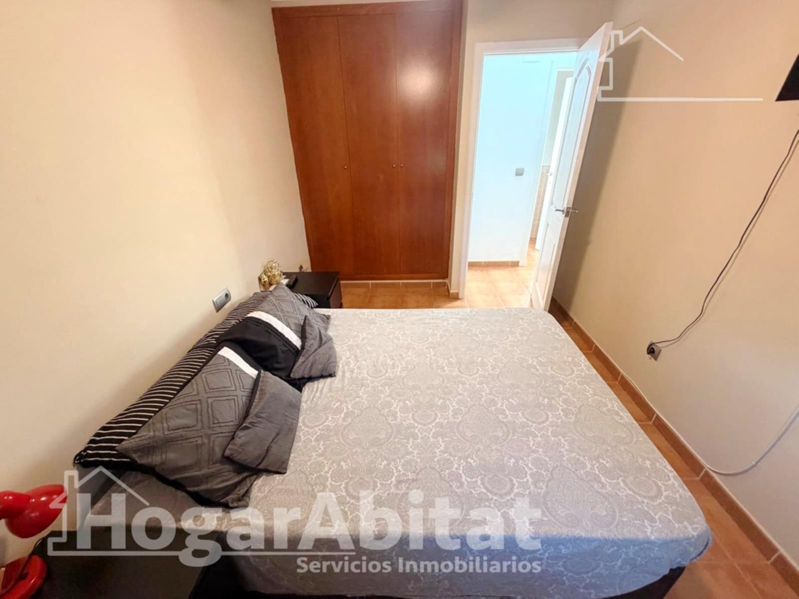 3 makuuhuone Huvila myytävänä paikassa Montserrat mukana uima-altaan 
autotalli - 298 000 € (Ref: 9997176)