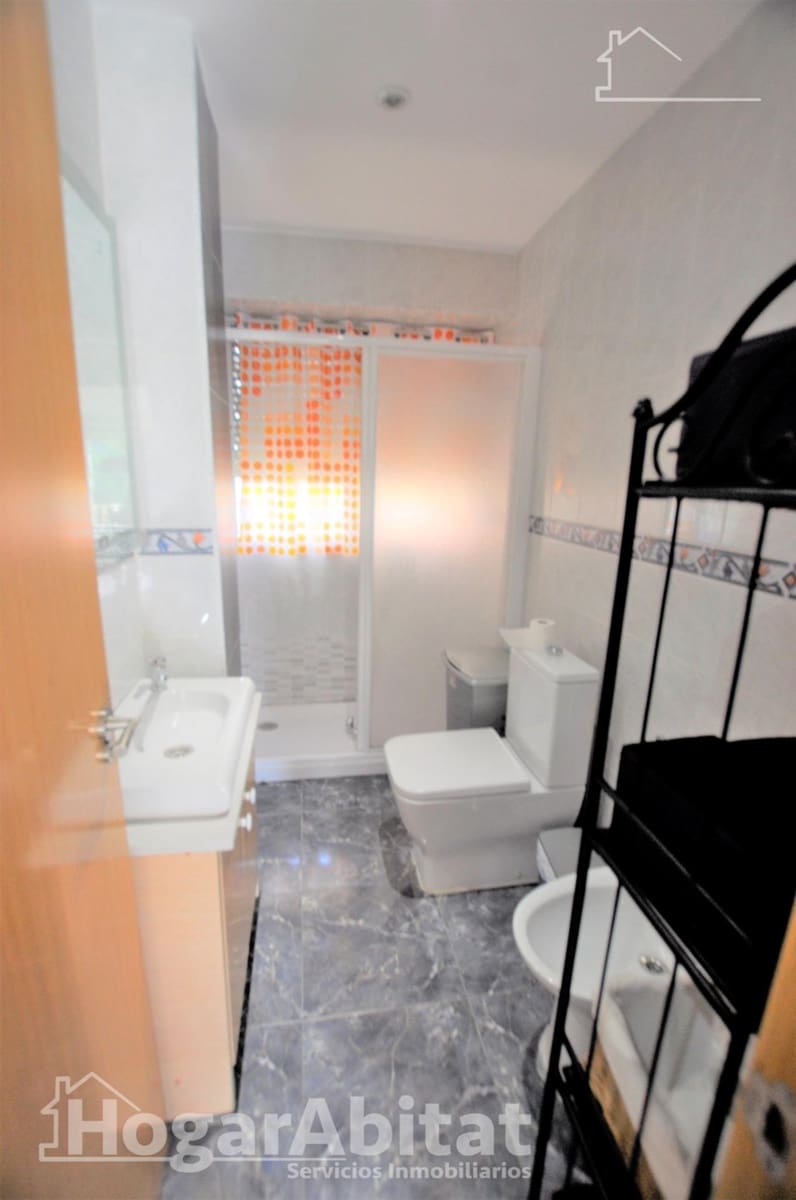 3 bedroom Flat for sale in Valencia city - € 199,900 (Ref: 9997179)