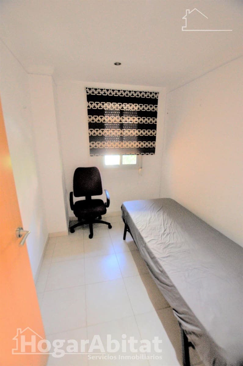 3 bedroom Flat for sale in Valencia city - € 199,900 (Ref: 9997179)