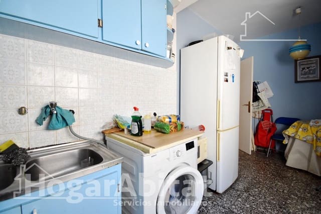 Piso de 3 habitaciones en Gandia en venta - 115.000 € (Ref: 9998862)