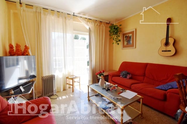 Piso de 3 habitaciones en Gandia en venta - 115.000 € (Ref: 9998862)