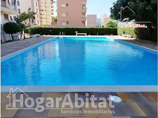 Piso de 3 habitaciones en Gandia en venta con piscina - 239.000 € (Ref: 9998865)