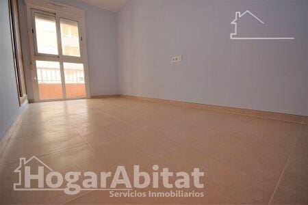 Piso de 3 habitaciones en Oropesa  en venta con piscina garaje - 268.000 € (Ref: 9999648)