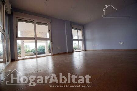 Piso de 3 habitaciones en Oropesa  en venta con piscina garaje - 268.000 € (Ref: 9999648)