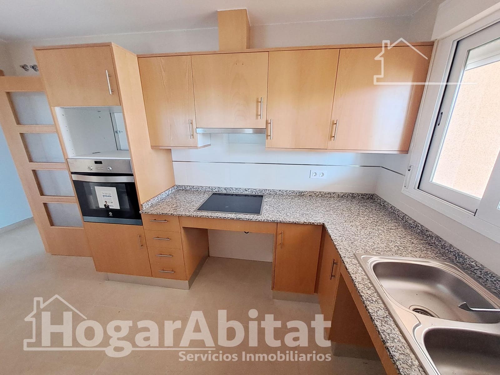 Piso de 2 habitaciones en Oropesa  en venta con piscina garaje - 170.000 € (Ref: 9999649)