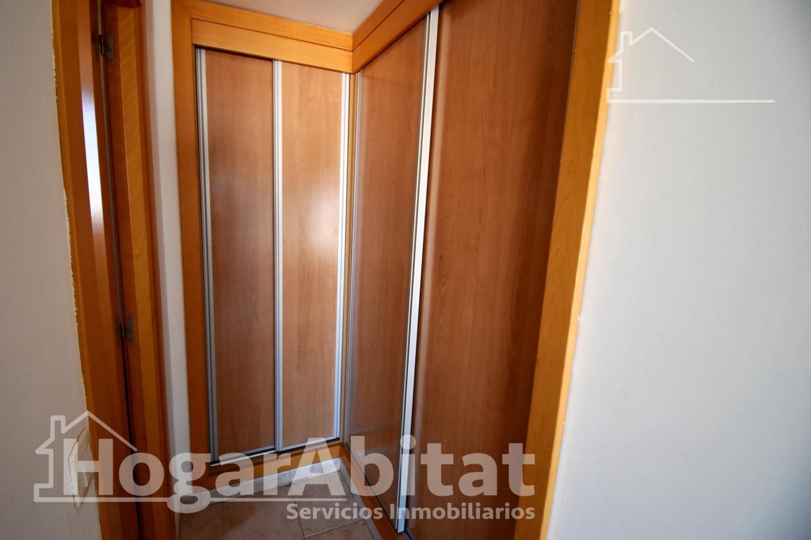 4 bedroom Penthouse for sale in Oropesa  with pool garage - € 420,000 (Ref: 9999651)