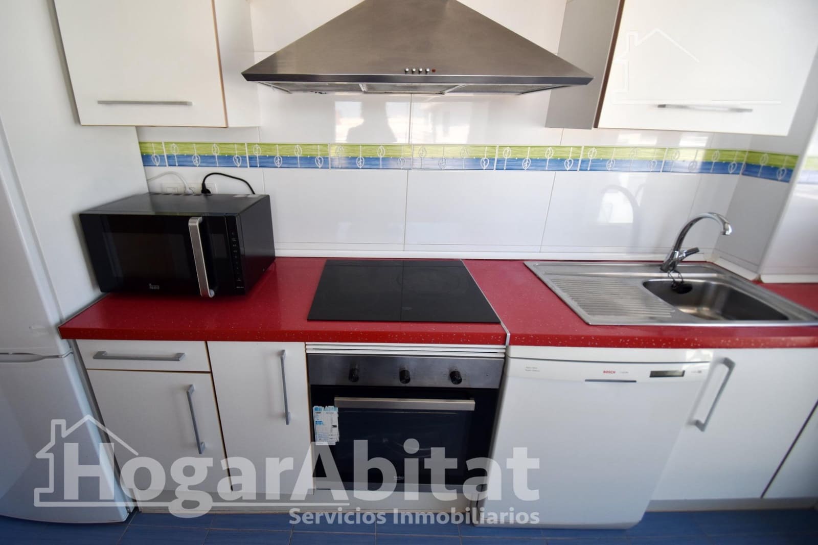 4 bedroom Penthouse for sale in Oropesa  with pool garage - € 420,000 (Ref: 9999651)