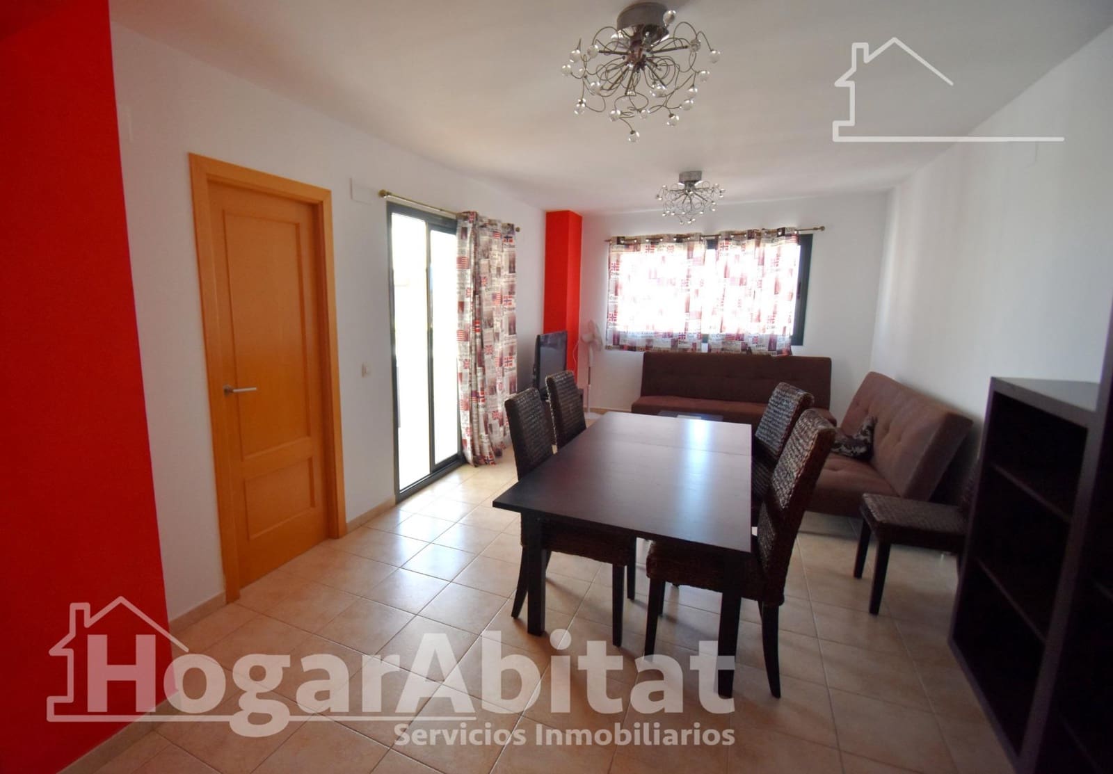 4 bedroom Penthouse for sale in Oropesa  with pool garage - € 420,000 (Ref: 9999651)