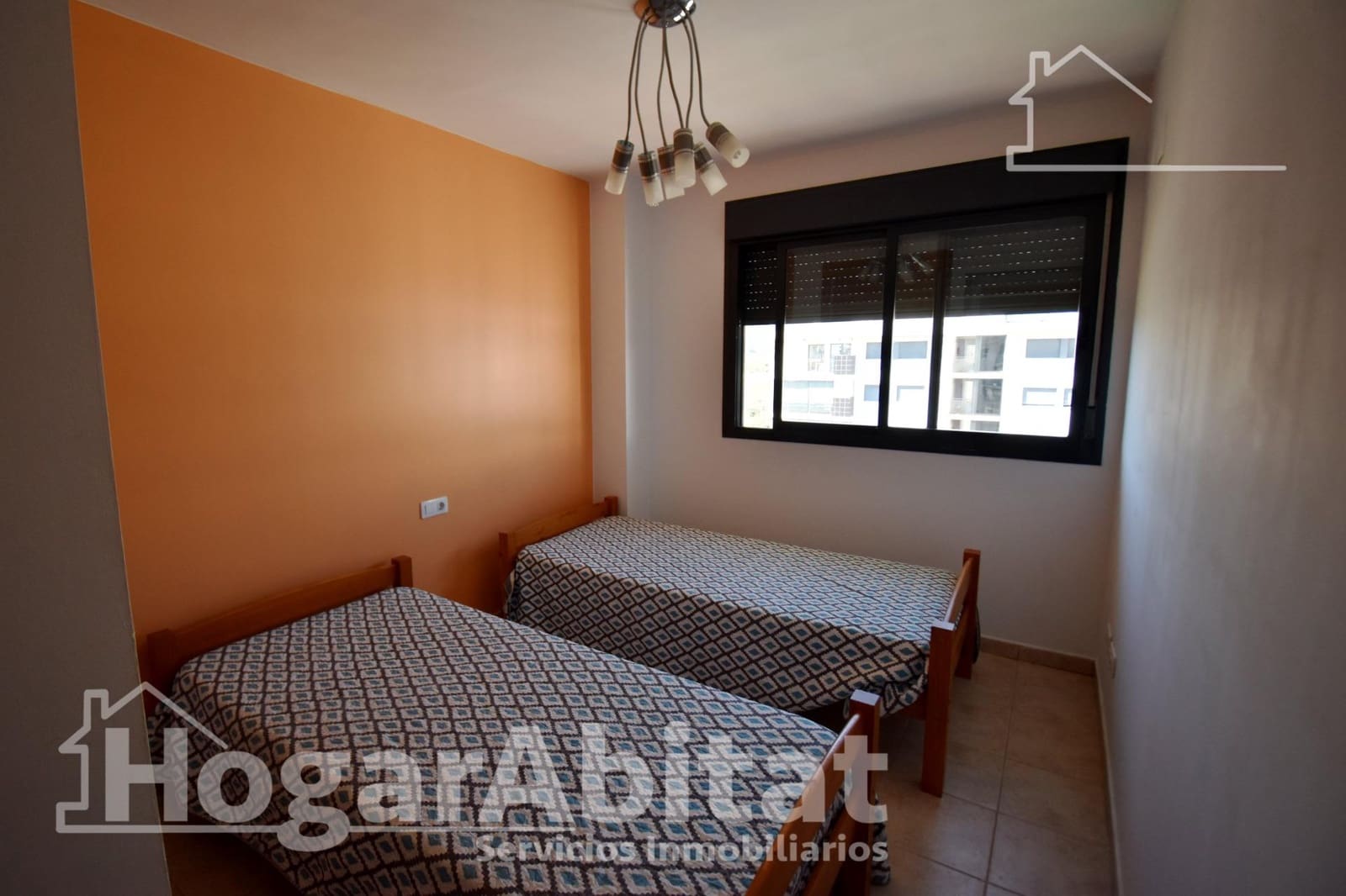 4 bedroom Penthouse for sale in Oropesa  with pool garage - € 420,000 (Ref: 9999651)