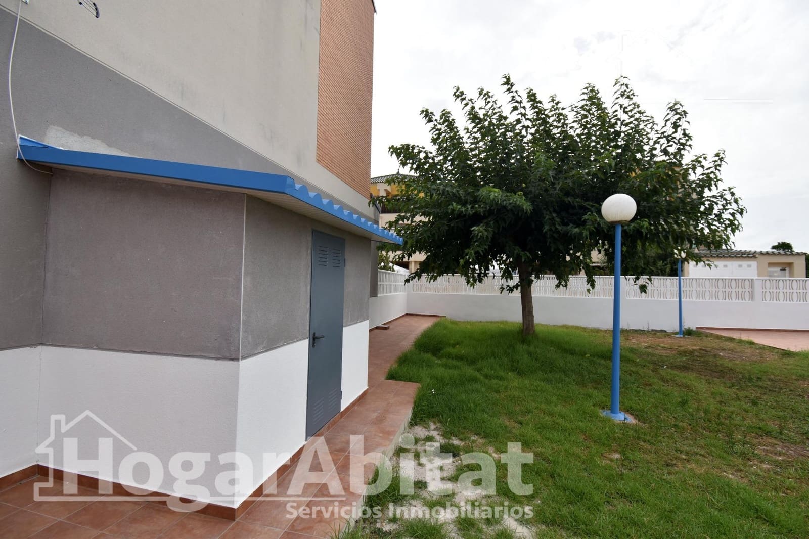 3 sypialnia Dom szeregowy na sprzedaż w Almassora / Almazora z basenem garażem - 192 000 € (Ref: 9999654)