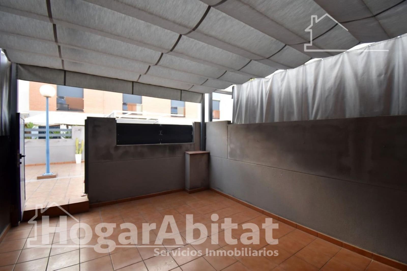 3 sypialnia Dom szeregowy na sprzedaż w Almassora / Almazora z basenem garażem - 192 000 € (Ref: 9999654)