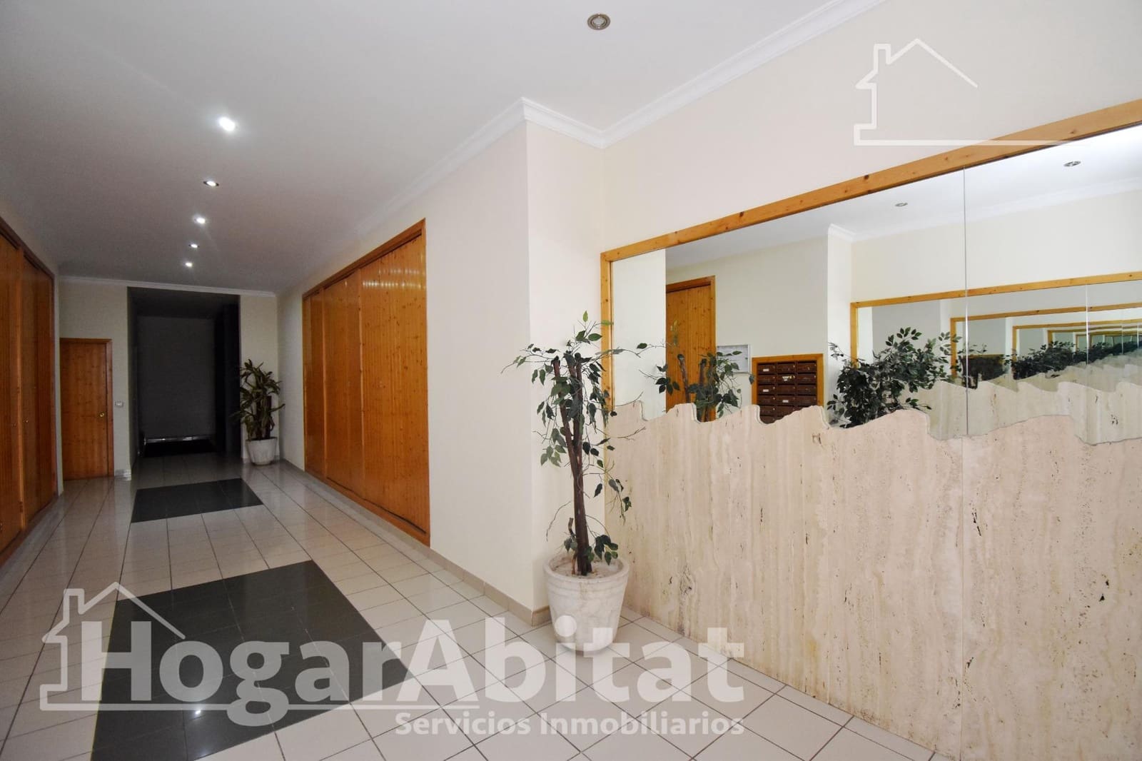 3 sypialnia Penthouse na sprzedaż w Castello de la Plana z garażem - 230 000 € (Ref: 9999655)