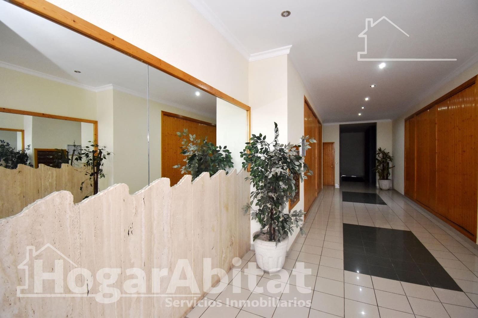 3 sypialnia Penthouse na sprzedaż w Castello de la Plana z garażem - 230 000 € (Ref: 9999655)
