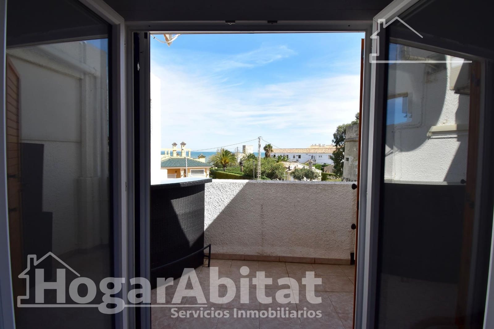 2 bedroom Penthouse for sale in Denia with pool garage - € 315,000 (Ref: 9999661)