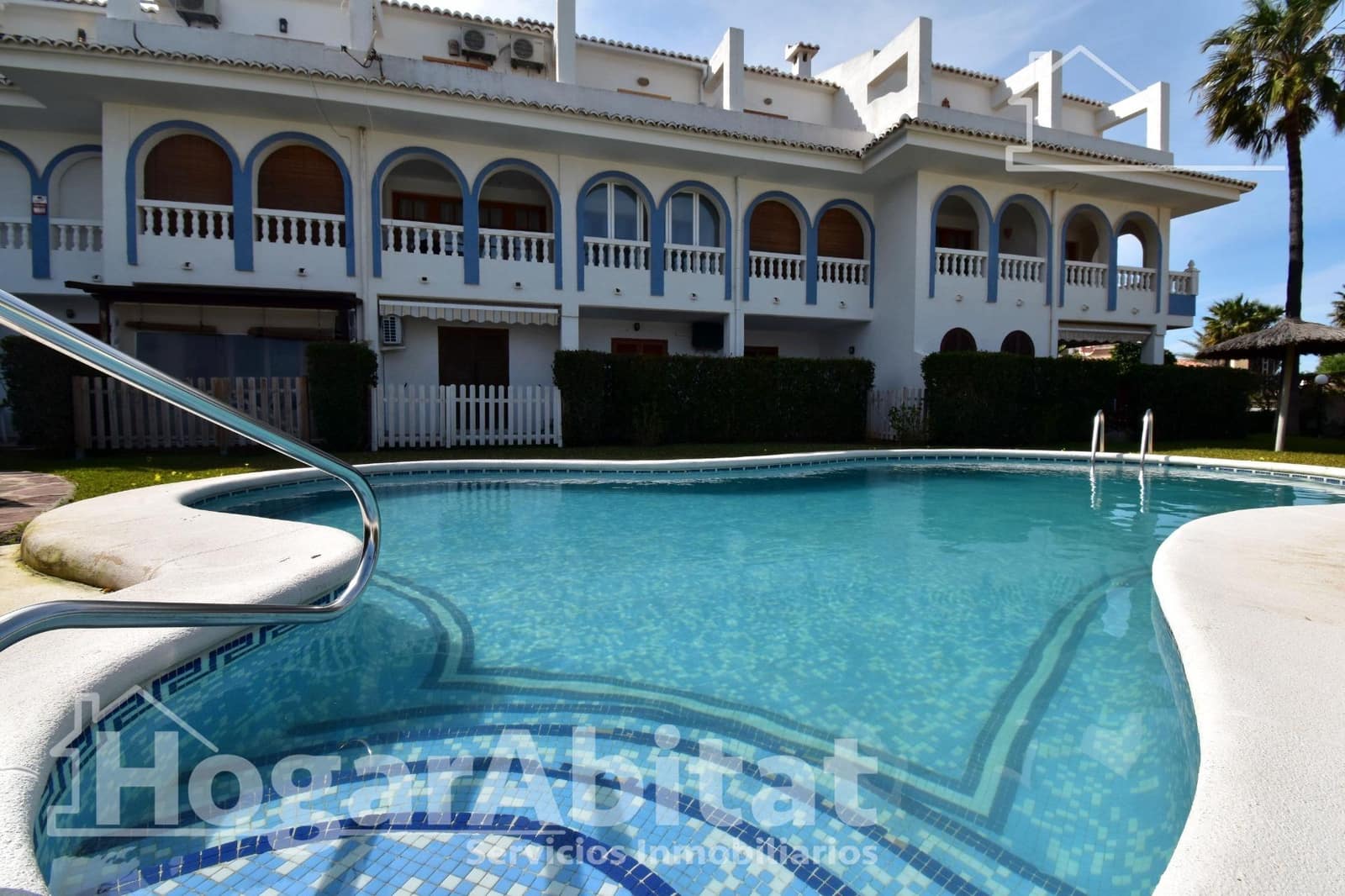 2 bedroom Penthouse for sale in Denia with pool garage - € 315,000 (Ref: 9999661)