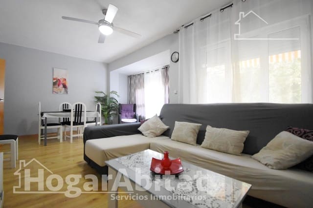 Piso de 4 habitaciones en Oliva en venta - 175.000 € (Ref: 9999664)