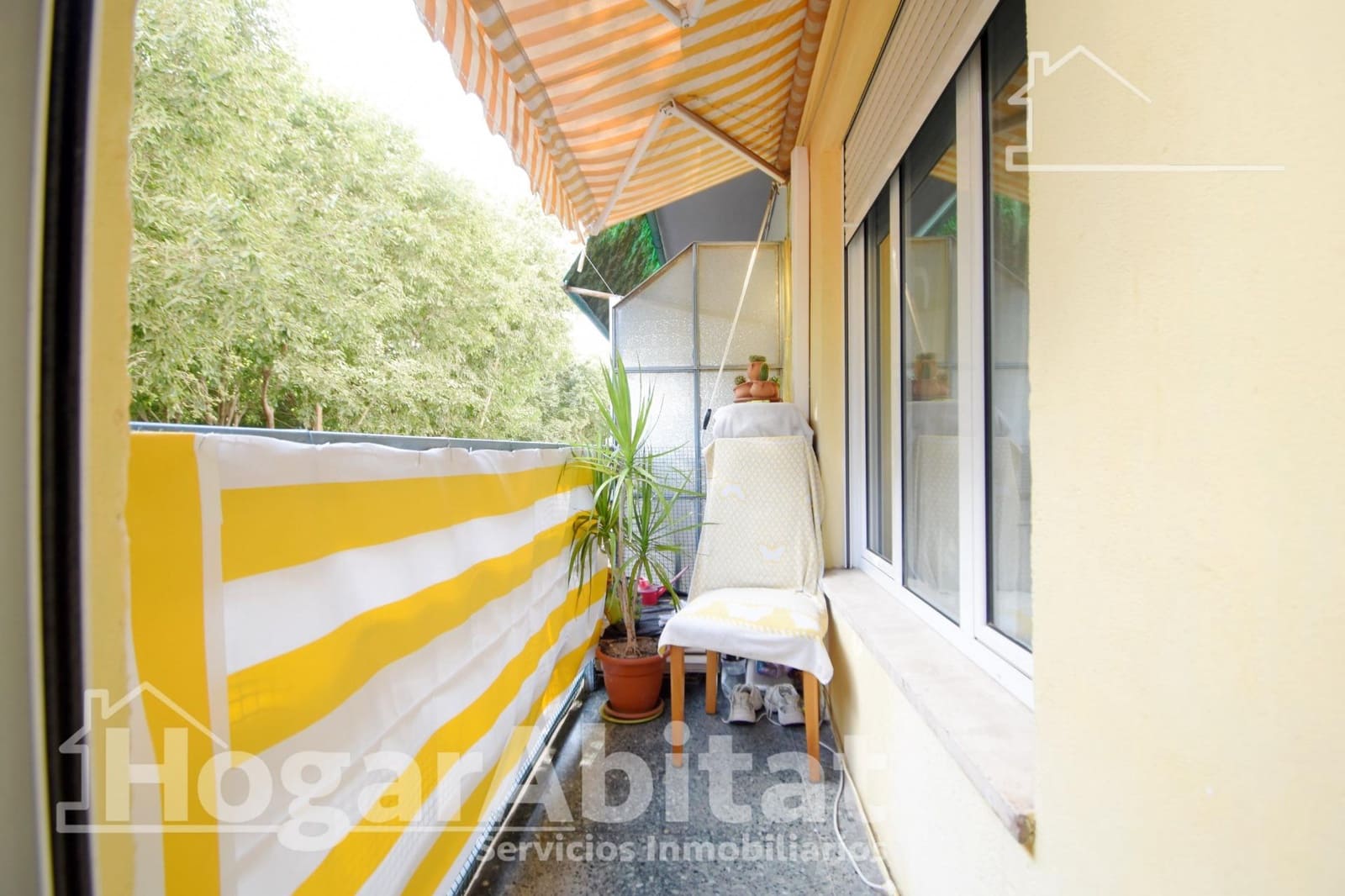 Piso de 4 habitaciones en Oliva en venta - 175.000 € (Ref: 9999664)