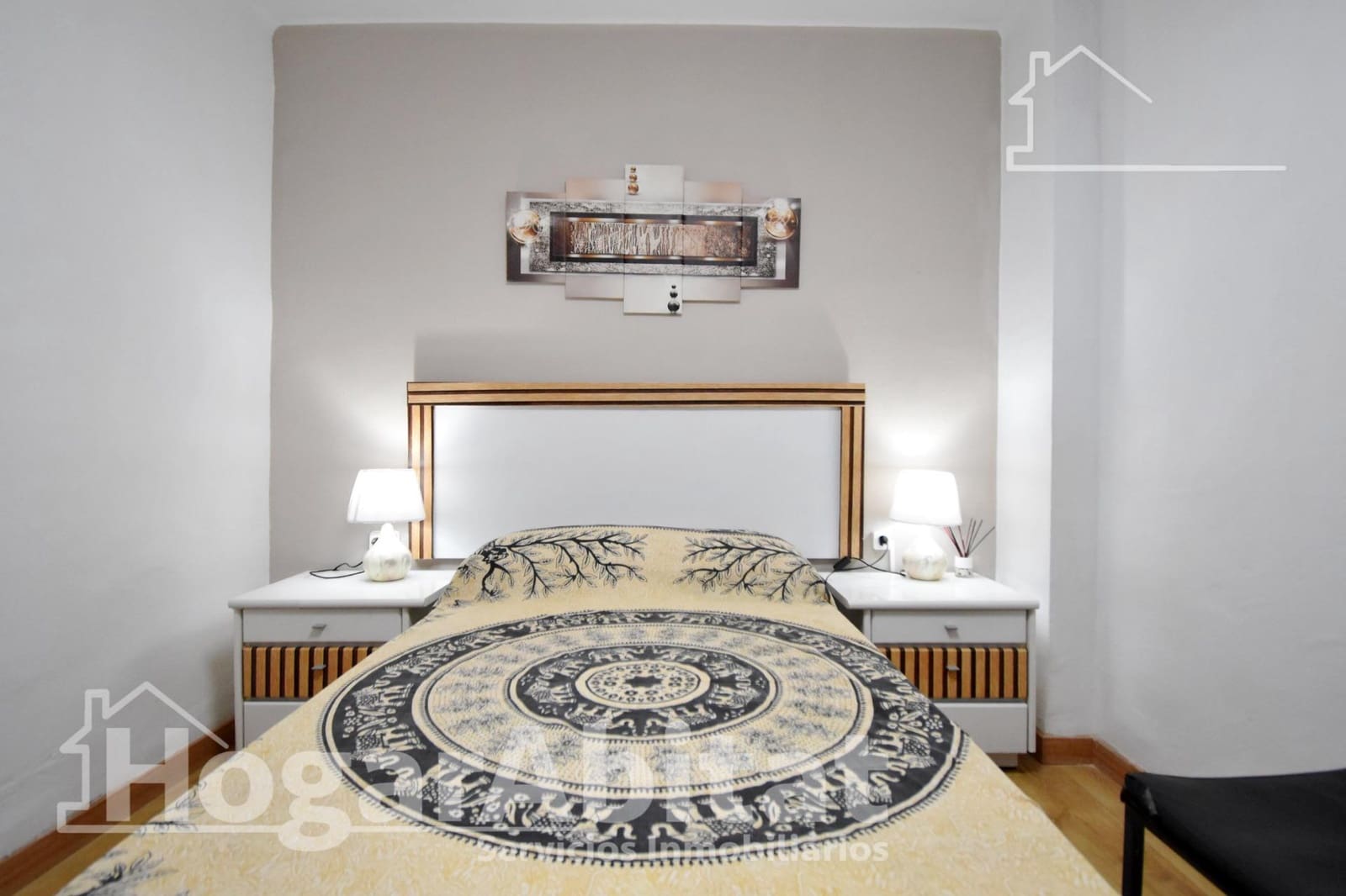 Piso de 4 habitaciones en Oliva en venta - 175.000 € (Ref: 9999664)