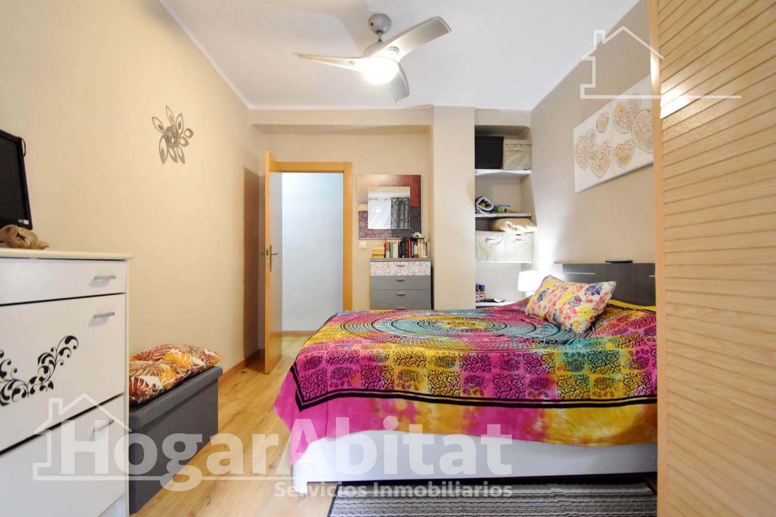 Piso de 4 habitaciones en Oliva en venta - 175.000 € (Ref: 9999664)