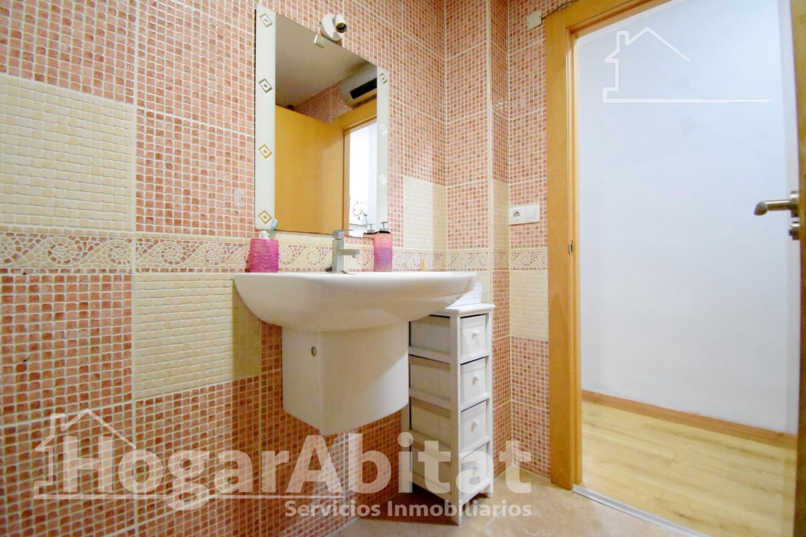 Piso de 4 habitaciones en Oliva en venta - 175.000 € (Ref: 9999664)