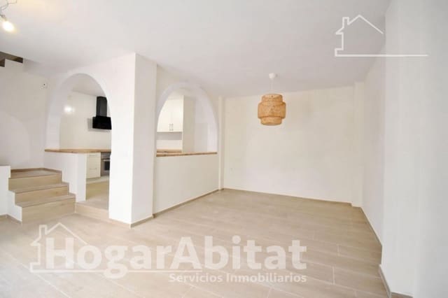 Casa de 3 habitaciones en Gandia en venta - 149.900 € (Ref: 9999668)