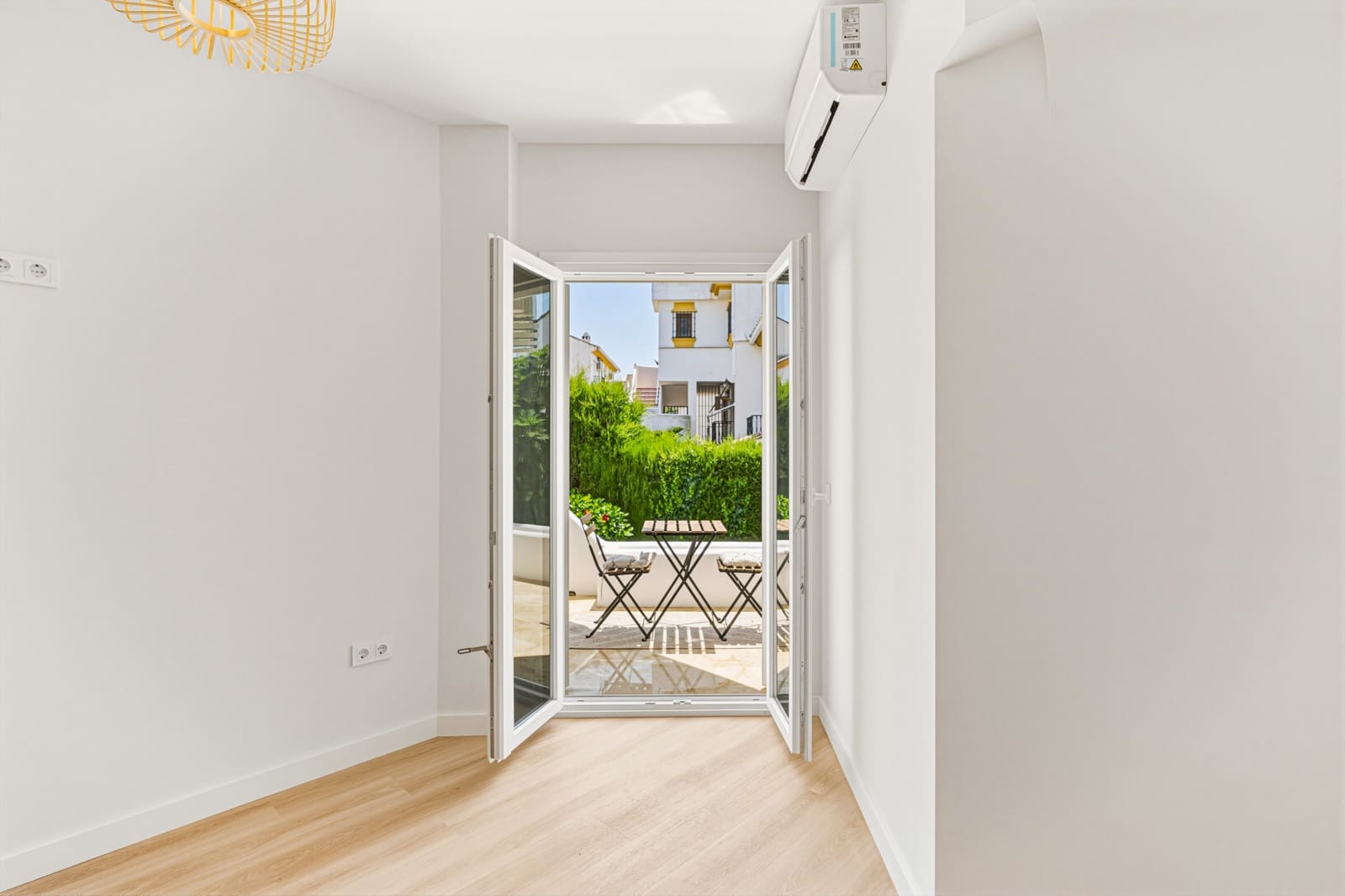 3 Zimmer Apartment zu verkaufen in Mijas Costa mit Pool - 435.000 € (Ref: 10005033)