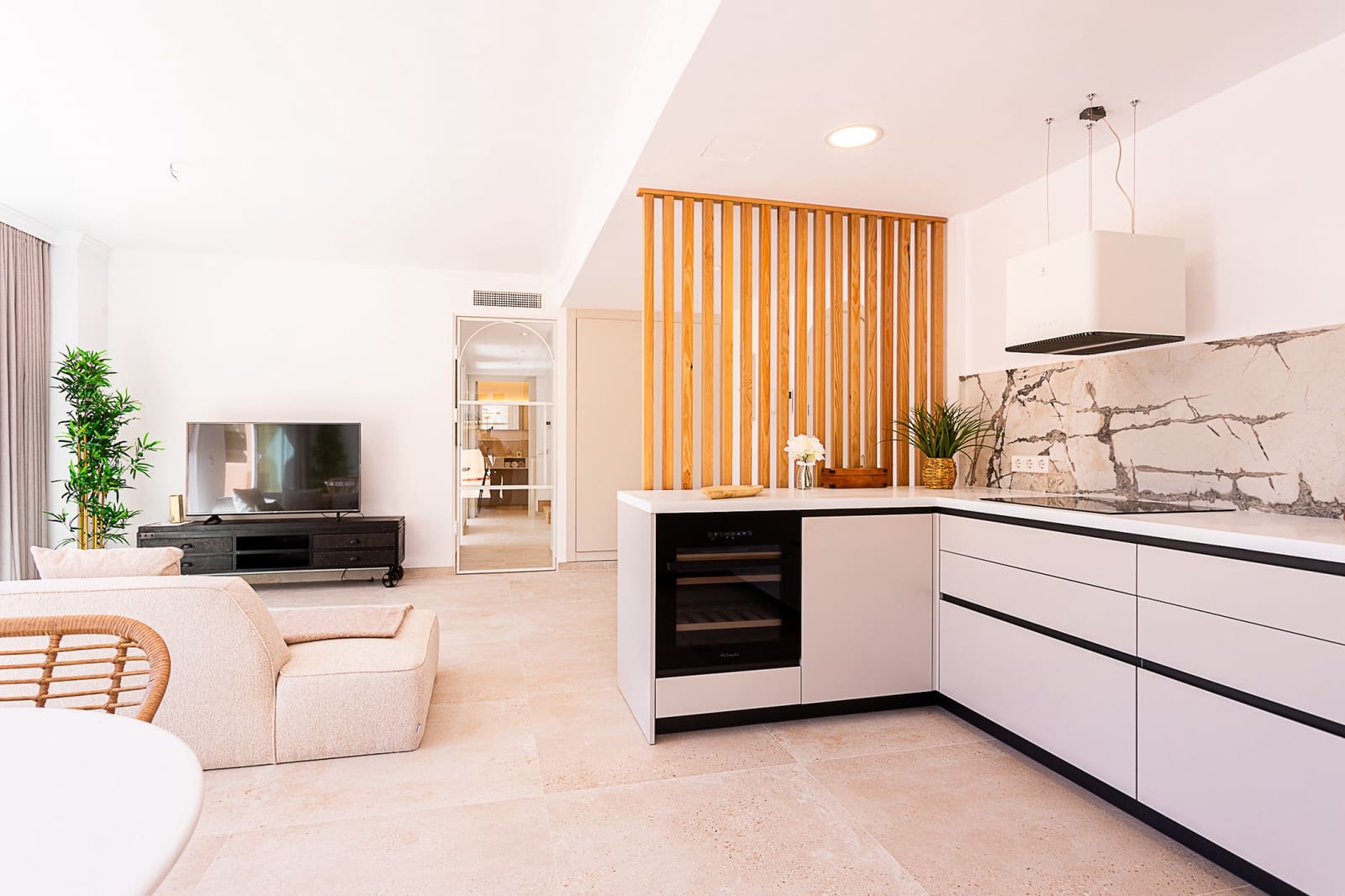 3 bedroom Penthouse for sale in Marbella with pool garage - € 699,000 (Ref: 10005034)