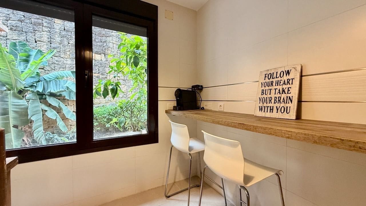 3 soverom Hus til salgs i Estepona med svømmebasseng garasje - € 478 000 (Ref: 10010338)