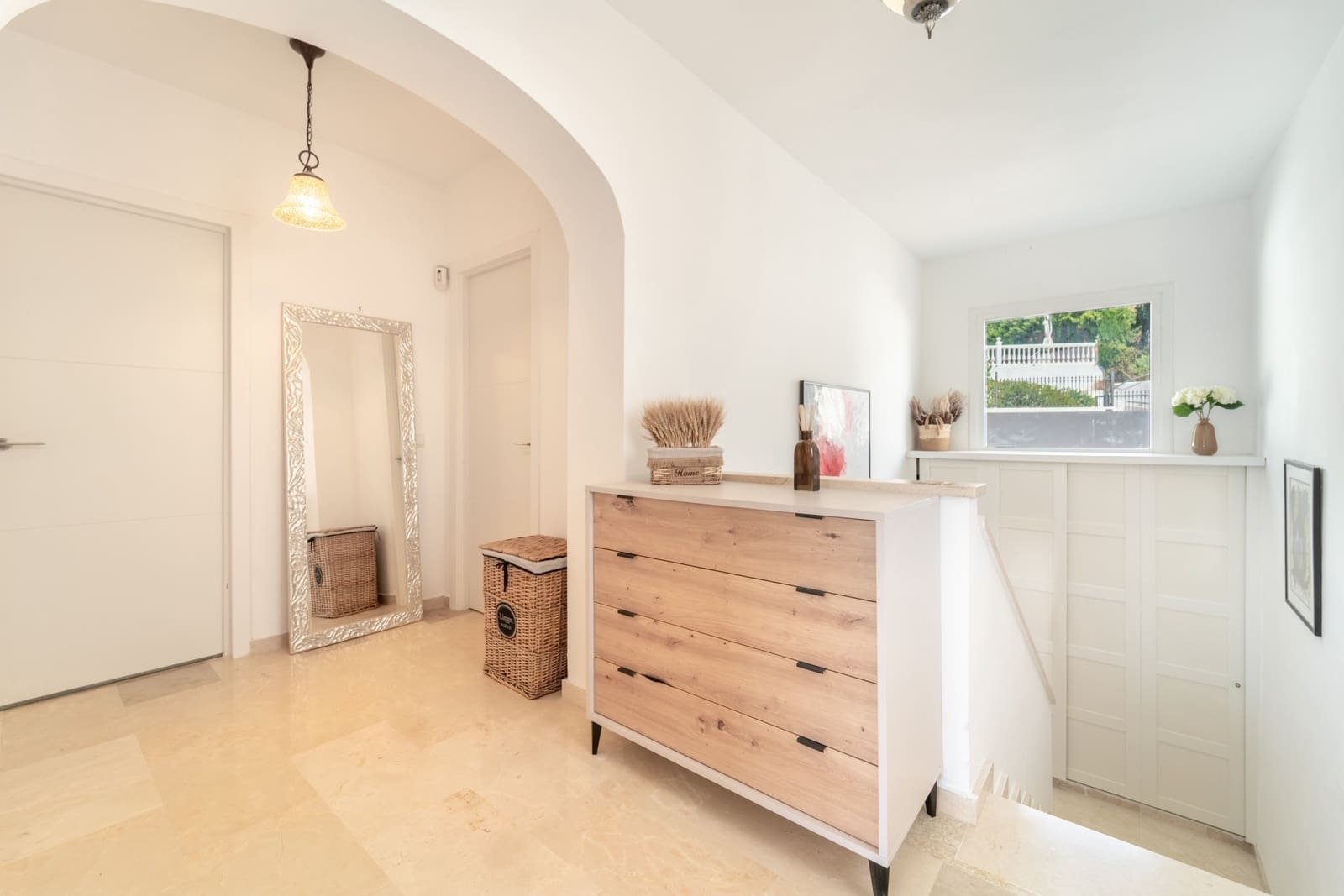 4 bedroom Villa for sale in Mijas Costa with pool garage - € 1,120,000 (Ref: 10010339)