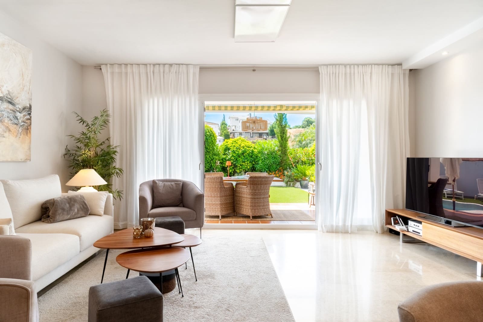 4 bedroom Villa for sale in Mijas Costa with pool garage - € 1,120,000 (Ref: 10010339)