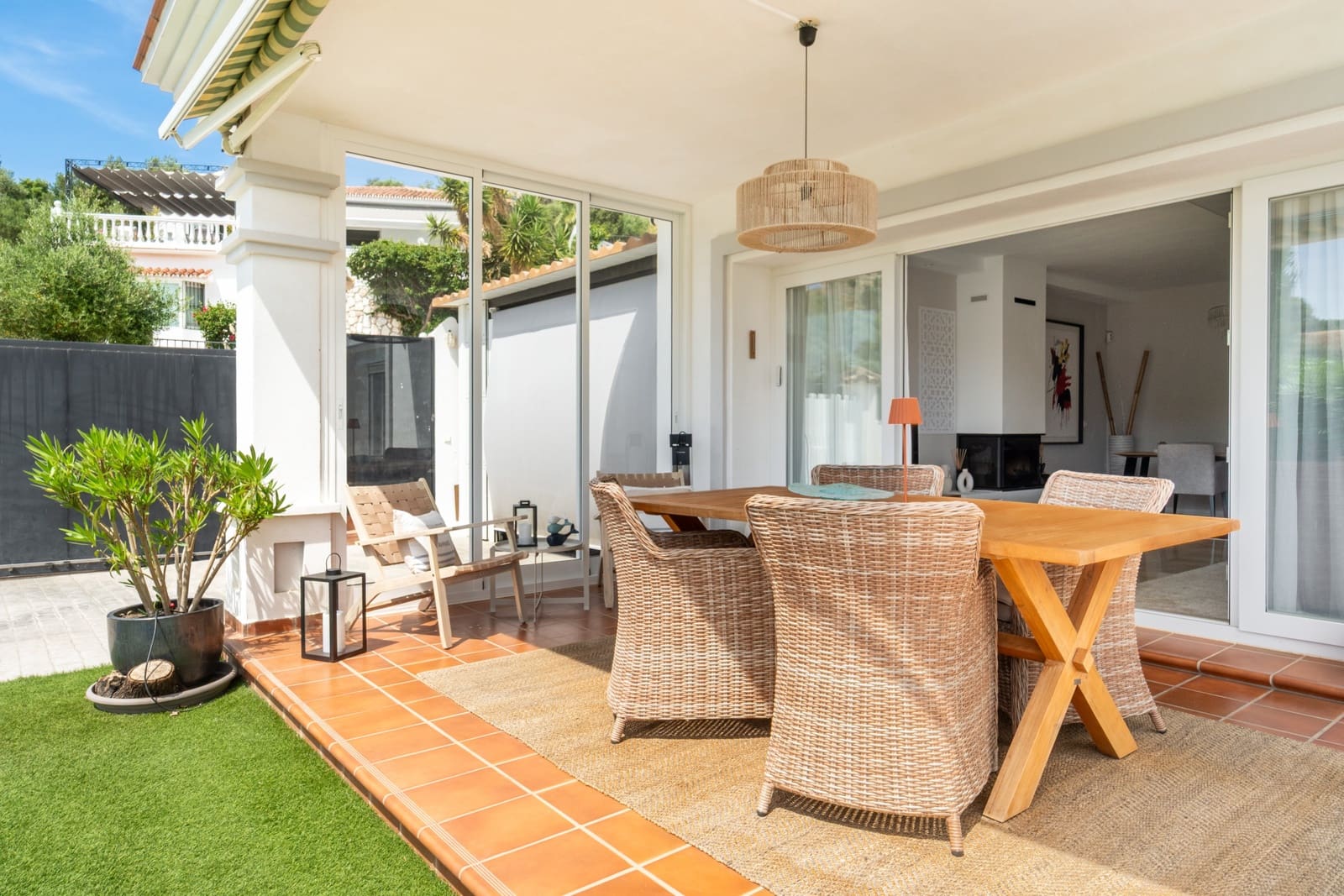 4 bedroom Villa for sale in Mijas Costa with pool garage - € 1,120,000 (Ref: 10010339)